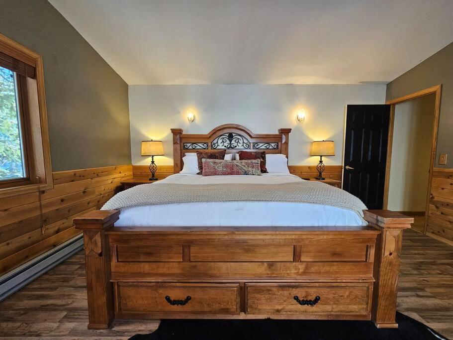 Private And Updated Breck Home With Hot Tub بريكنريدج المظهر الخارجي الصورة